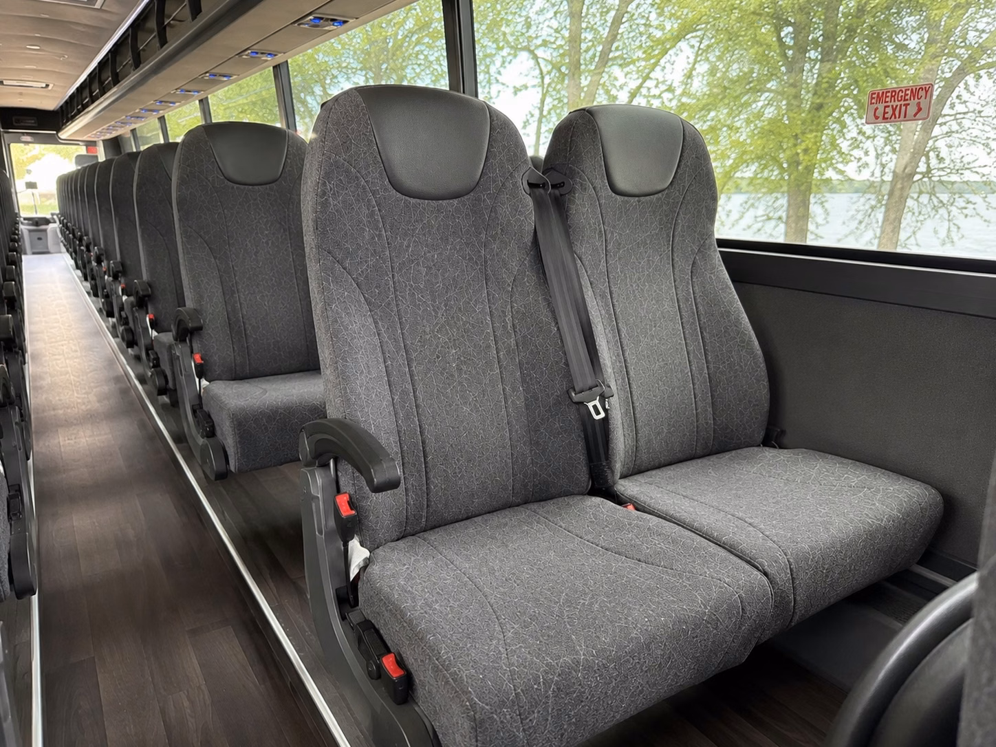 multi day charter bus rentals for worcester groups traveling far