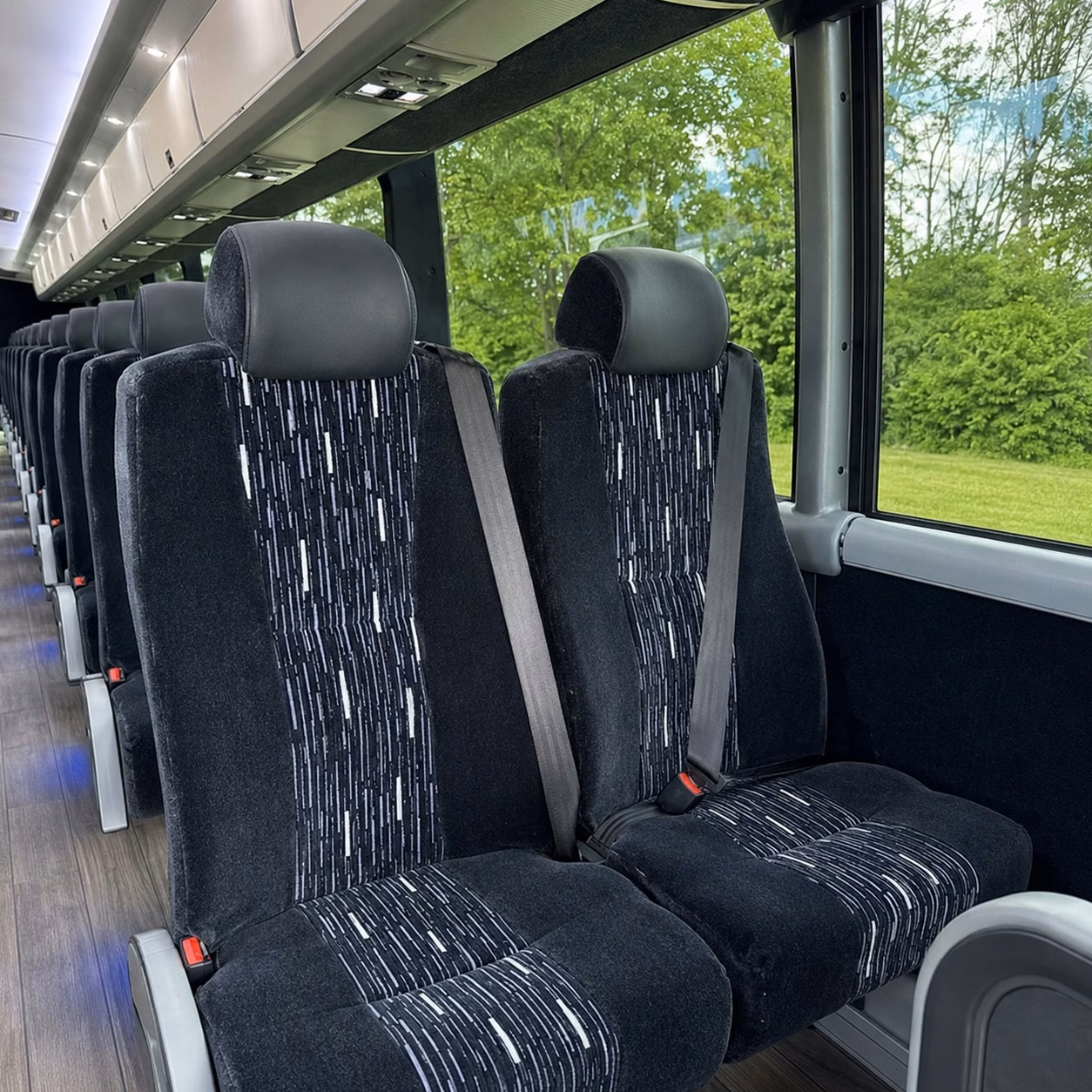 shuttle guests between worcester hotels and your ceremony venue with ease