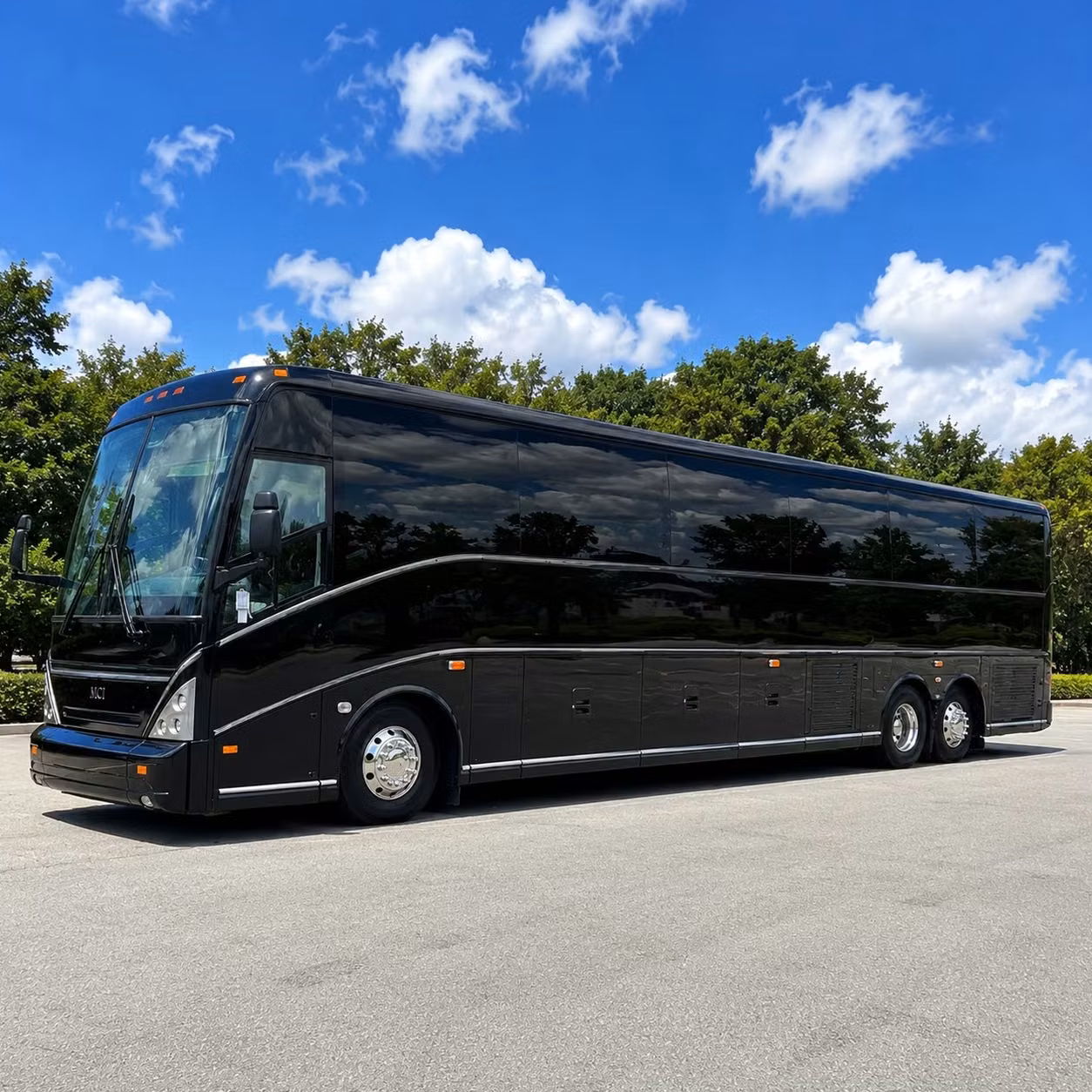 worcester charter bus rental exterior