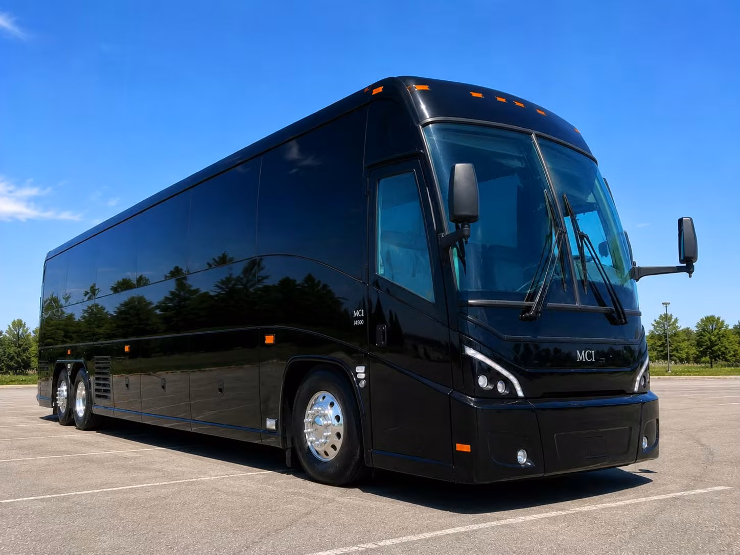 worcester employee shuttle bus rentals that run on your schedule