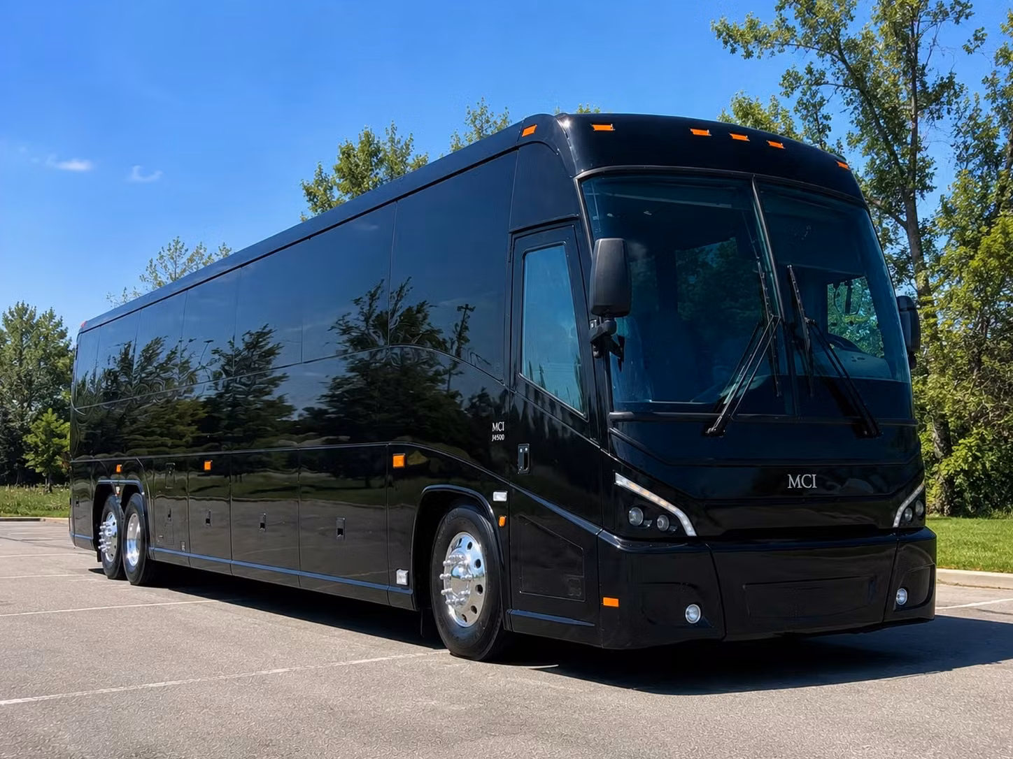 worcester wedding shuttle bus rentals
